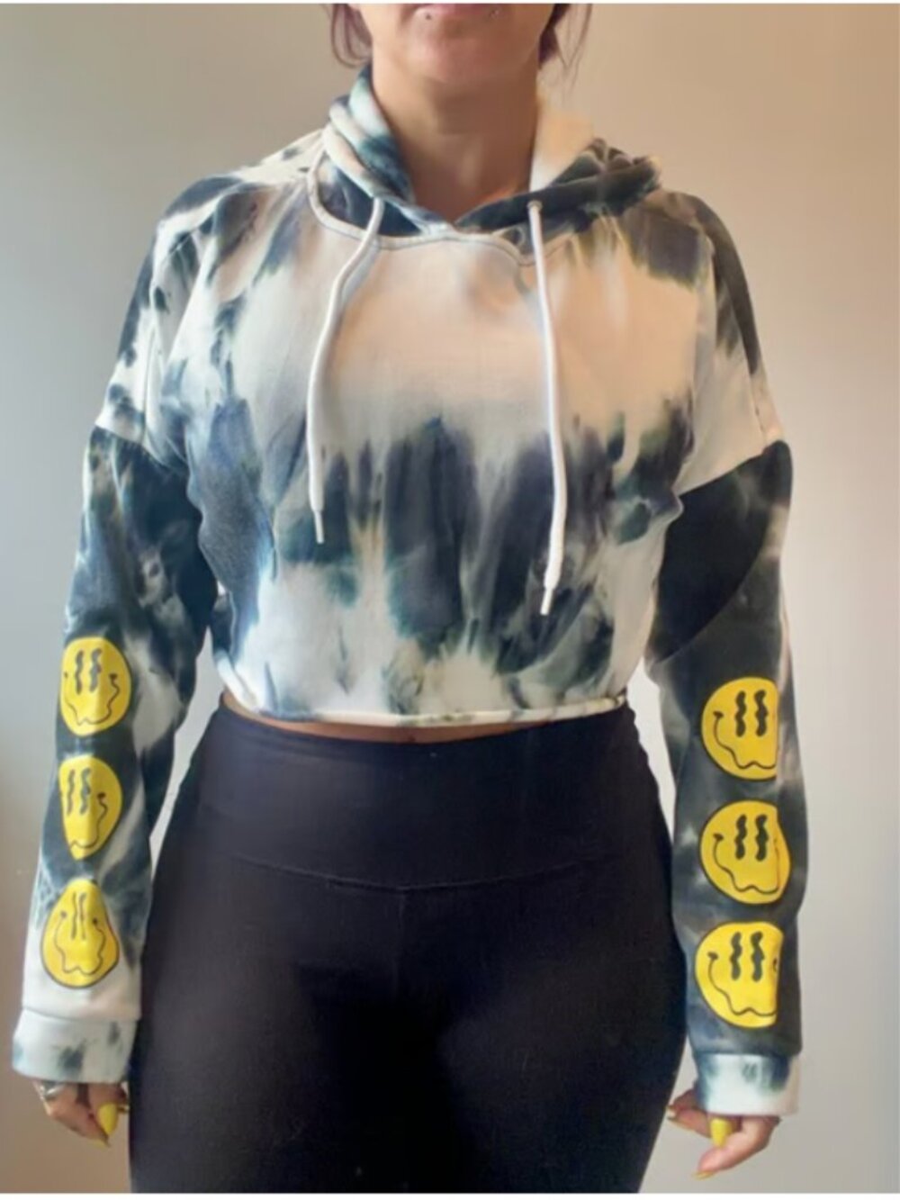 Streetwear Society Women's Large Tie Dye Crop Top Long Sleeves Hooded Sweatshirt